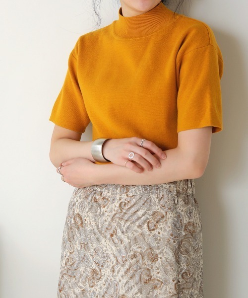 Bab（バブ）の「プチハイネック半袖プルオーバー（ニット/セーター・レディース・オフホワイト/ラベンダー/グレー/ミント/ブラック/サックスブルー/オレンジ系その他/ベージュ/イエロー・FREE/TL）」の8枚目の写真