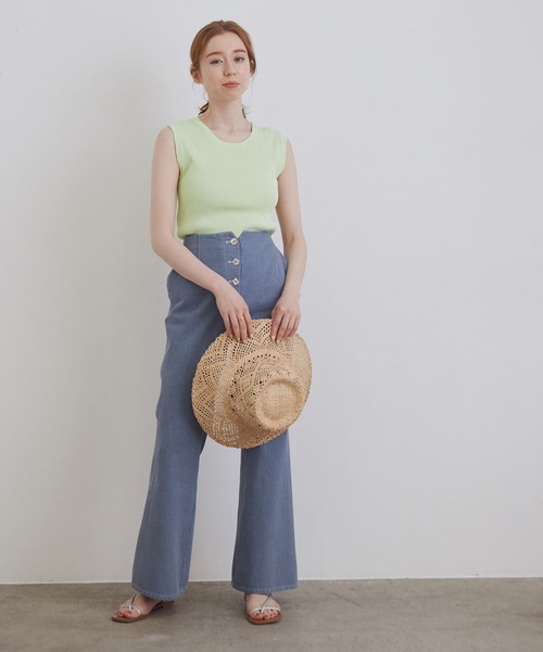 MADEMOISELLE ROPE'（マドモアゼル ロペ）の「リブサマーニットノースリーブプルオーバー（Tシャツ/カットソー・レディース・ブラック/オフホワイト/ライトグリーン・38）」の9枚目の写真