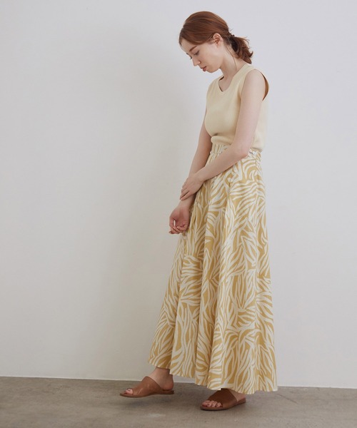 MADEMOISELLE ROPE'（マドモアゼル ロペ）の「リブサマーニットノースリーブプルオーバー（Tシャツ/カットソー・レディース・ブラック/オフホワイト/ライトグリーン・38）」の6枚目の写真