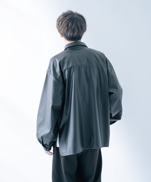 epnok（エプノック）の「シンセティックレザールーズシャツ（シャツ/ブラウス・メンズ・ブラック・MEDIUM/SMALL/LARGE）」の7枚目の写真