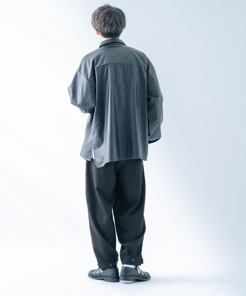 epnok（エプノック）の「シンセティックレザールーズシャツ（シャツ/ブラウス・メンズ・ブラック・MEDIUM/SMALL/LARGE）」の16枚目の写真