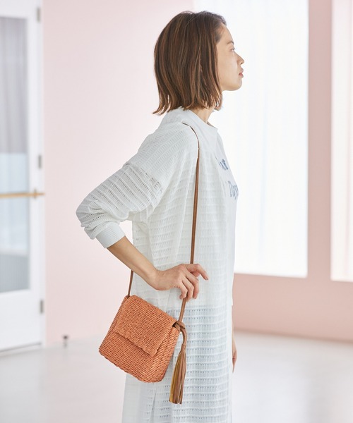 Rewde（ルゥデ）の「スクエアフラップショルダーバッグ（1R18-KB04）（ショルダーバッグ・レディース・オレンジ/グレー/ベージュ/カーキ・FREE）」の4枚目の写真