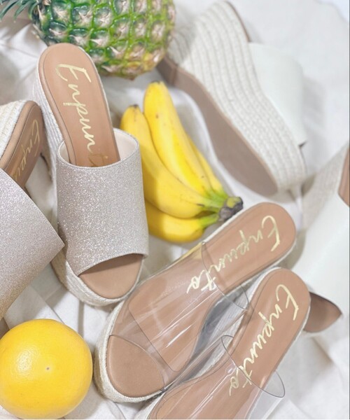 En Punto（エンプント）の「ハイウエッジプラットフォームサンダル（サンダル・レディース・ブロンズ/アイボリー/ホワイト系その他7・M/LL/L/S）」の17枚目の写真