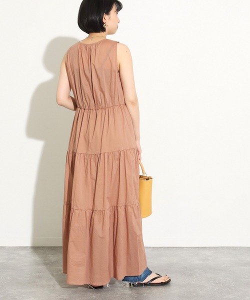 Factor=（ファクターイコール）の「ティアードノースリーブワンピース（ワンピース・レディース・オレンジ/モカ・FREE）」の14枚目の写真