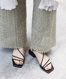 LE TALON | GRISE 2.5cmアシメストラップサンダル◆(サンダル)