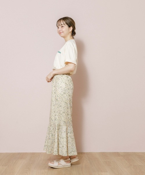 flower（フラワー）の「メディアプリントTシャツ（Tシャツ/カットソー・レディース・ホワイト/イエロー・FREE）」の10枚目の写真