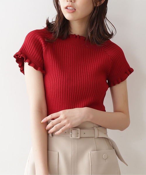 FREE'S MART（フリーズマート）の「◇2Wayオフショルフリルリブ半袖ニット（ニット/セーター・レディース・ホワイト/レッド/ベージュ/ブラック・FREE）」の4枚目の写真