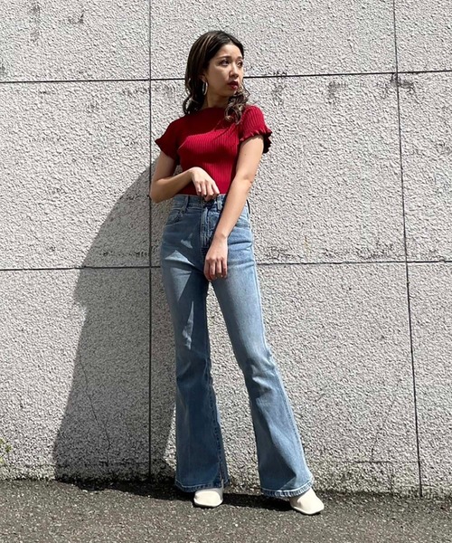 FREE'S MART（フリーズマート）の「◇2Wayオフショルフリルリブ半袖ニット（ニット/セーター・レディース・ホワイト/レッド/ベージュ/ブラック・FREE）」の6枚目の写真