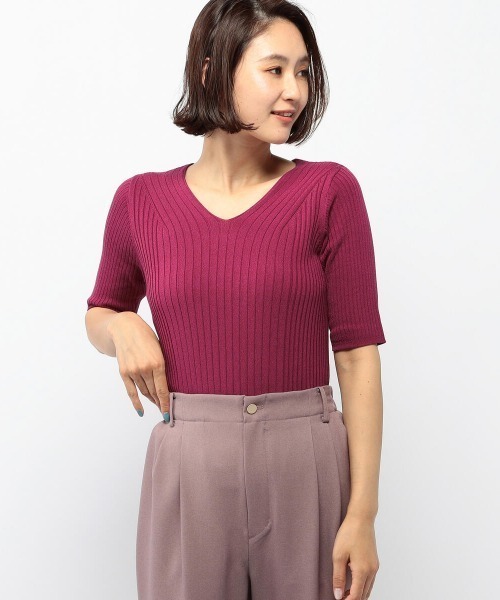 MEW'S REFINED CLOTHES（ミューズリファインドクローズ）の「Vネックリブ5分袖ニット（ニット/セーター・レディース・ピンク/ベージュ/ブラック/モカ/ブルー系その他/ホワイト・MEDIUM）」の6枚目の写真