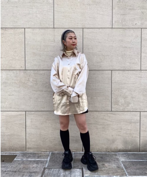 Ctr1（コントロール）の「Ctr1/コントロール/サテンシャツ（シャツ/ブラウス・レディース・オフホワイト/ベージュ・FREE）」の7枚目の写真