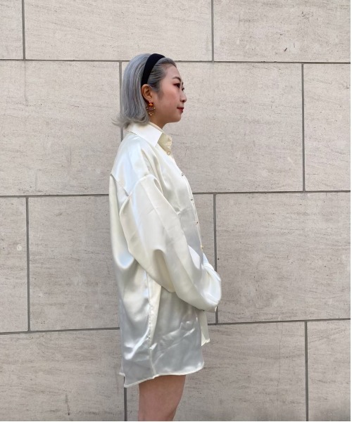 Ctr1（コントロール）の「Ctr1/コントロール/サテンシャツ（シャツ/ブラウス・レディース・オフホワイト/ベージュ・FREE）」の12枚目の写真