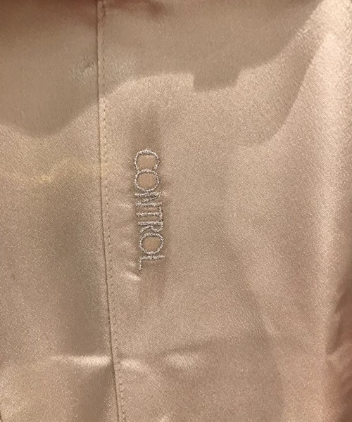 Ctr1（コントロール）の「Ctr1/コントロール/サテンシャツ（シャツ/ブラウス・レディース・オフホワイト/ベージュ・FREE）」の4枚目の写真