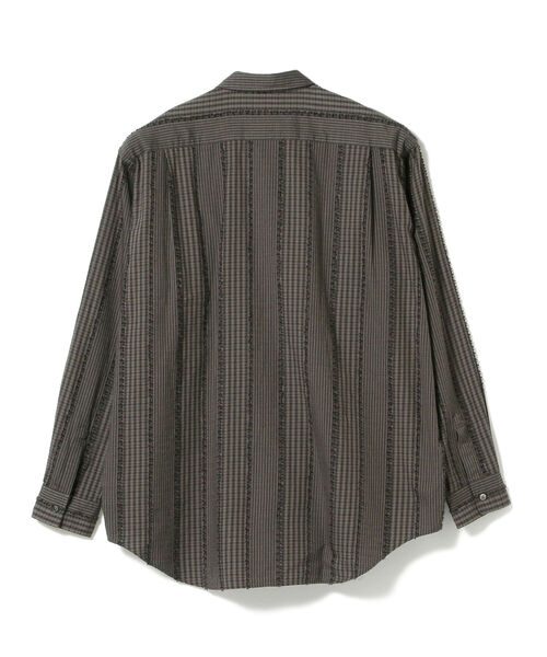 BEAMS(ビームス)の「BEAMS / カット ドビー チェック イージー シャツ(シャツ/ブラウス・メンズ・ブラック/ブラウン・SMALL/MEDIUM/X-LARGE/LARGE)」の8枚目の写真
