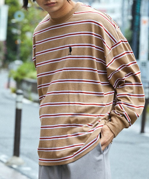 U.S. POLO ASSN.（ユーエスポロアッスン）の「U.S. POLO ASSN. /ユーエスポロアッスン 別注ワンポイント刺繍 ビッグシルエット リンガーネックマルチボーダー 長袖カットソー（Tシャツ/カットソー・メンズ・ホワイト/ダークグリーン/ベージュ/ネイビー/ピンク/ホワイト×ブラック/ブラック×ホワイト/ブルー/ブラック系その他/ホワイト系/ブラック/ブラウン・M/L）」の15枚目の写真