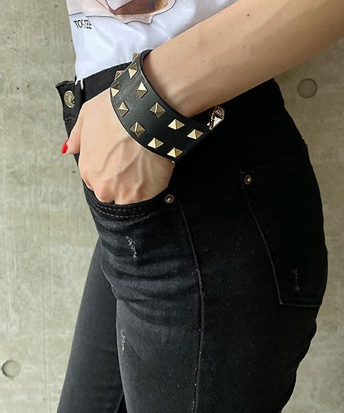 Desert　Rose（デザートローズ）の「【Praia/プライア】アンクルスキニーデニム（デニムパンツ・レディース・ブラック・MEDIUM/SMALL）」の12枚目の写真