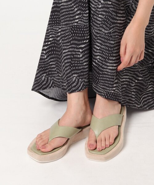 ESPERANZA(エスペランサ)の「◆【KLC BY esp】クッションソールトングサンダル(サンダル・レディース・ブラック系8/ライトグリーン系・LL/S/M/L)」の4枚目の写真