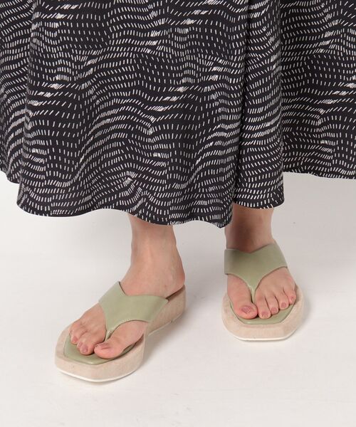 ESPERANZA(エスペランサ)の「◆【KLC BY esp】クッションソールトングサンダル(サンダル・レディース・ブラック系8/ライトグリーン系・LL/S/M/L)」の10枚目の写真