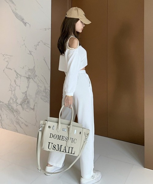Girly Doll（ガーリードール）の「ワンマイルチェーンアクセントスウェットセットアップ（サロペット/オーバーオール・レディース・ホワイト/ブラック/グレー・FREE）」の2枚目の写真