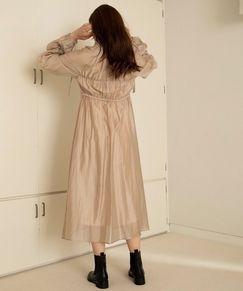 mangata(モンガータ)の「Sheer gather onepiece(ワンピース・レディース・ベージュ/ピンクベージュ・FREE)」の12枚目の写真