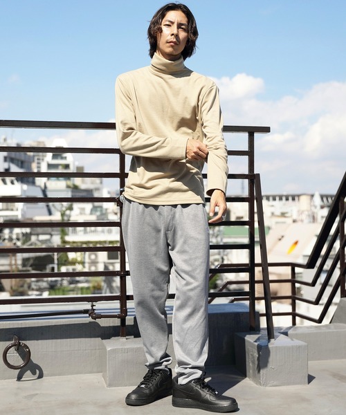 8(eight)(エイト)の「スムースタートルネックカットソー(Tシャツ/カットソー・メンズ・ワインレッド/グレイッシュベージュ/グレー/ブラック/オフホワイト/ベージュ・LARGE/MEDIUM/X-LARGE)」の9枚目の写真