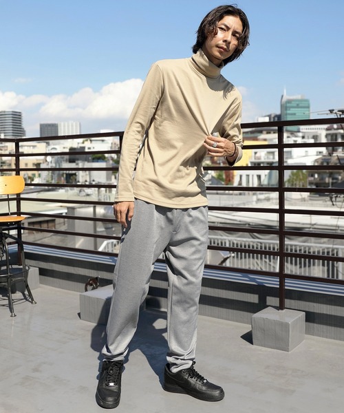 8(eight)(エイト)の「スムースタートルネックカットソー(Tシャツ/カットソー・メンズ・ワインレッド/グレイッシュベージュ/グレー/ブラック/オフホワイト/ベージュ・LARGE/MEDIUM/X-LARGE)」の10枚目の写真
