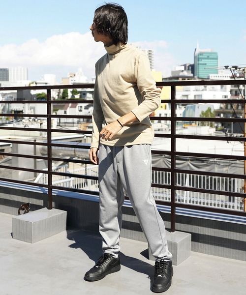 8(eight)(エイト)の「スムースタートルネックカットソー(Tシャツ/カットソー・メンズ・ワインレッド/グレイッシュベージュ/グレー/ブラック/オフホワイト/ベージュ・LARGE/MEDIUM/X-LARGE)」の11枚目の写真
