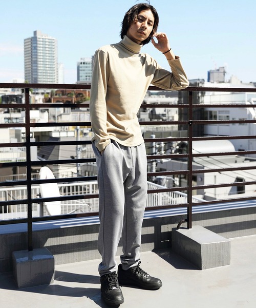 8(eight)(エイト)の「スムースタートルネックカットソー(Tシャツ/カットソー・メンズ・ワインレッド/グレイッシュベージュ/グレー/ブラック/オフホワイト/ベージュ・LARGE/MEDIUM/X-LARGE)」の14枚目の写真