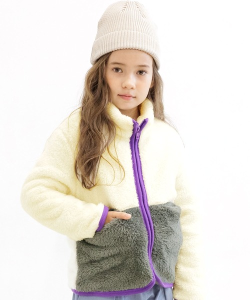 Bee des Bee（ビーデスビー）の「ボアジャケット（その他アウター・キッズ・ブラック/ダークブラウン/グレー/カーキ/アイボリー/ミント/ラベンダー/チャコール/ネイビー/ピンク/ライトピンク/ホワイト系その他・100cm/130cm/140cm/110cm/150cm/120cm）」の3枚目の写真