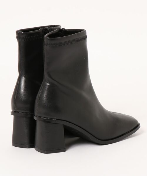 Fabby fabby（ファビィーファビィー）の「ストレッチアンクルショートブーツ（ブーツ・レディース・ベージュ/アイボリー/ブラック/オフホワイト・LARGE/MEDIUM/SMALL）」の5枚目の写真