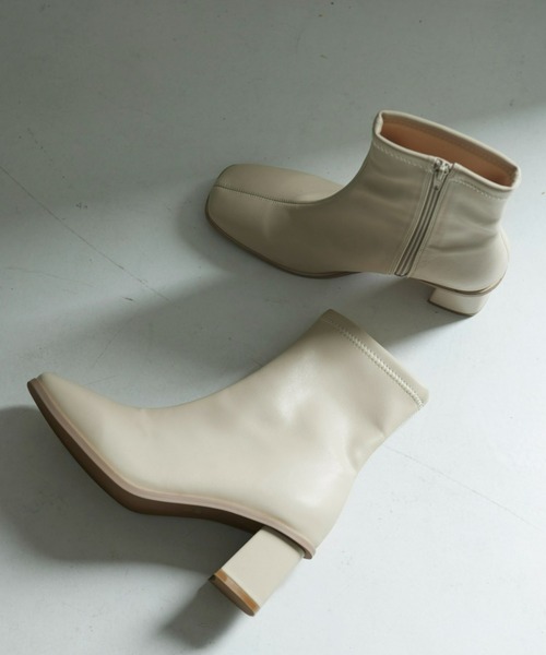 Fabby fabby（ファビィーファビィー）の「ストレッチアンクルショートブーツ（ブーツ・レディース・ベージュ/アイボリー/ブラック/オフホワイト・LARGE/MEDIUM/SMALL）」の10枚目の写真