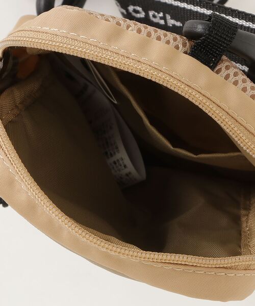 le coq sportif(ルコックスポルティフ)の「ルコック ショルダーポーチ メンズ バッグ ショルダーバッグ スポーツ(ボディバッグ/ウエストポーチ・メンズ・ブラック/ベージュ/ホワイト・F)」の9枚目の写真