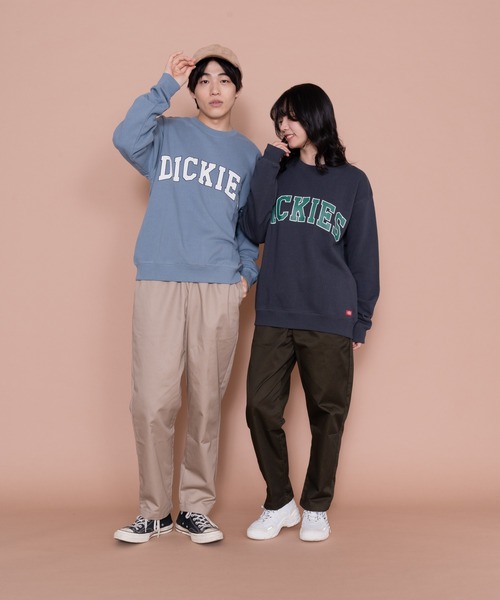 Dickies（ディッキーズ）の「【Dickies / ディッキーズ】 裏毛ビッグロゴプリントクルートレーナー /スウェット（スウェット・メンズ・ダークベージュ/ブルー/チャコールグレー・MEDIUM/LARGE/X-LARGE）」の14枚目の写真