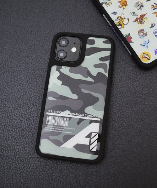 AVIREX（アヴィレックス）の「iPhone12 iPhone12Pro iPhone12mini AVIREX [サイドオーナメントケース] スマホケース クリアケース（スマホケース/カバー・メンズ・ブルー系その他/その他/ブラック系その他/グリーン系カモフラージュ・C/B）」の4枚目の写真