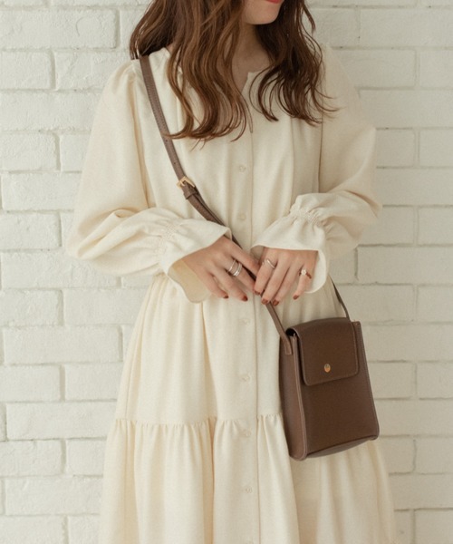 Mysa&Liina by yuririn（ミーサリーナバイユリリン）の「マイクロコールティアードワンピース（ワンピース・レディース・オフホワイト/ブラウン/マスタード・M）」の11枚目の写真