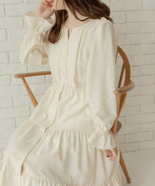 Mysa&Liina by yuririn（ミーサリーナバイユリリン）の「マイクロコールティアードワンピース（ワンピース・レディース・オフホワイト/ブラウン/マスタード・M）」の10枚目の写真