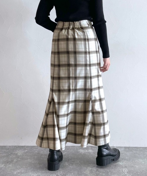 PAGEBOY（ページボーイ）の「オンブレチェックマーメイドスカート（スカート・レディース・オフホワイト/ブラック・FREE）」の14枚目の写真