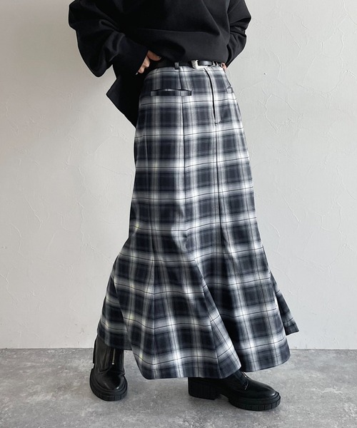 PAGEBOY（ページボーイ）の「オンブレチェックマーメイドスカート（スカート・レディース・オフホワイト/ブラック・FREE）」の18枚目の写真