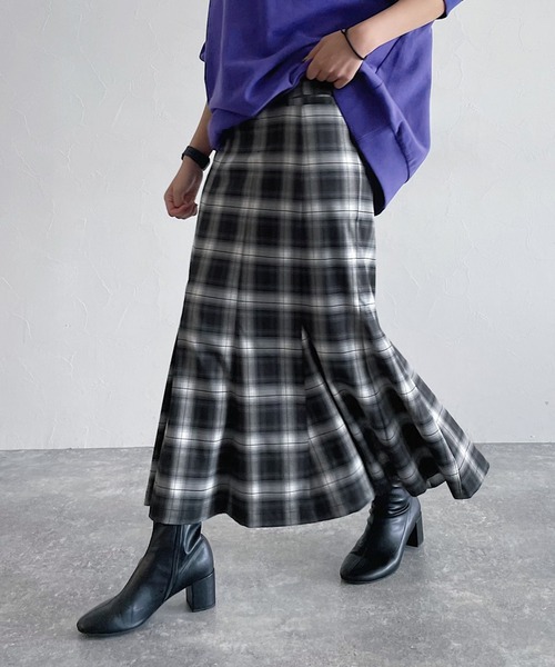 PAGEBOY（ページボーイ）の「オンブレチェックマーメイドスカート（スカート・レディース・オフホワイト/ブラック・FREE）」の21枚目の写真