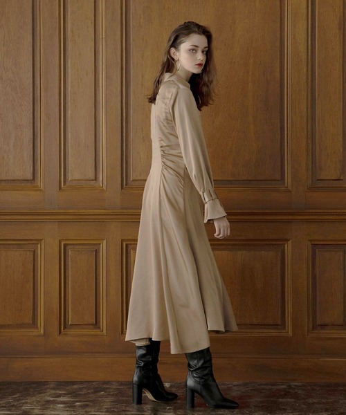 MIELI INVARIANT（ミエリインヴァリアント）の「Satin Gloss Shirt