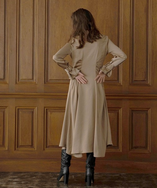 MIELI INVARIANT（ミエリインヴァリアント）の「Satin Gloss Shirt