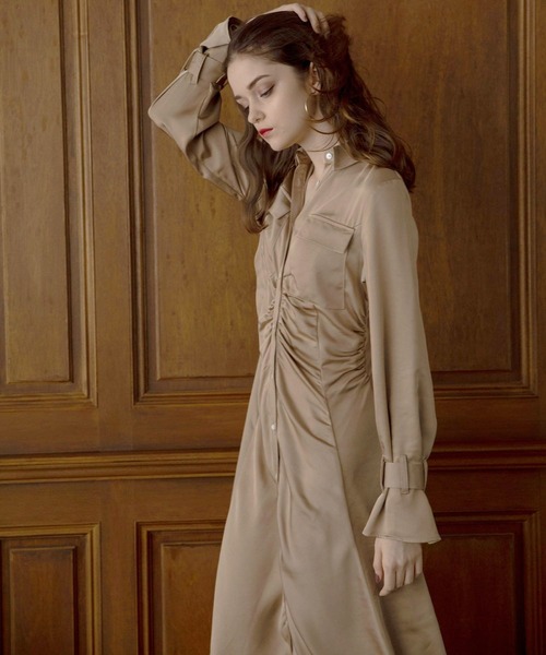 MIELI INVARIANT（ミエリインヴァリアント）の「Satin Gloss Shirt