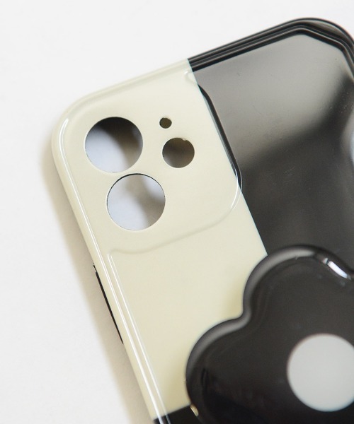 shopnikoniko（ショップニコニコ）の「フラワーグリップ モノトーン スマホケース iPhoneケース（スマホケース/カバー・レディース・ホワイト×ブラック・7h/8h/9h/F(110cm)                /76ｃｍ/80ｃｍ/84ｃｍ/E/C/B/H/G/D/F/A/I/J）」の5枚目の写真
