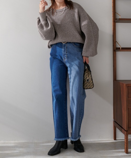 DISCOAT（ディスコート）の「デニム配色ストレートパンツ（デニムパンツ・レディース・ブラック/ブルー・MEDIUM/LARGE）」の11枚目の写真