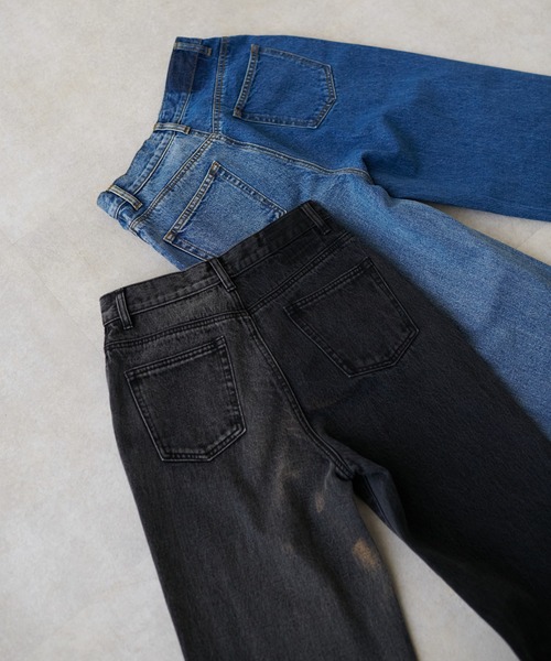 DISCOAT（ディスコート）の「デニム配色ストレートパンツ（デニムパンツ・レディース・ブラック/ブルー・MEDIUM/LARGE）」の8枚目の写真