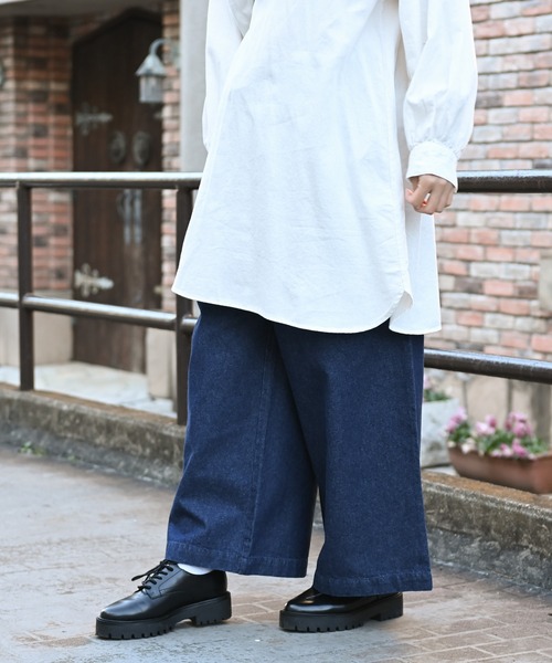 NAVY（ネイビー）の「オーガニックコットン タックストレートワイドパンツ（その他パンツ・レディース・ワンウォッシュ/アイボリー/ブラック・L/M）」の20枚目の写真