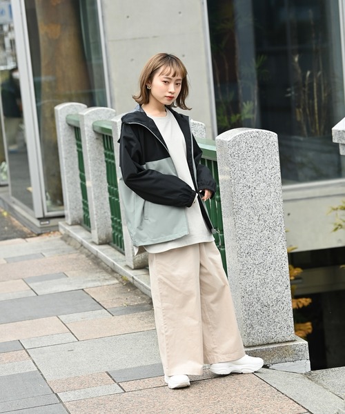 NAVY（ネイビー）の「オーガニックコットン タックストレートワイドパンツ（その他パンツ・レディース・ワンウォッシュ/アイボリー/ブラック・L/M）」の22枚目の写真