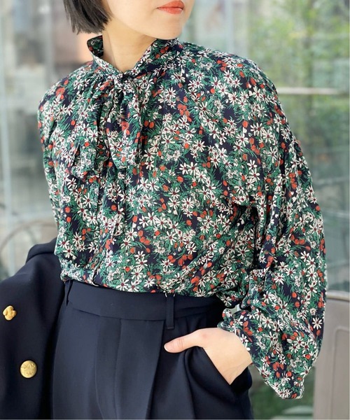 journal standard L'essage（ジャーナルスタンダードレサージュ）の「STボイル/レーヨンフラワーボウタイブラウス◆（シャツ/ブラウス・レディース・ネイビー/ナチュラル/グリーン系その他・FREE）」の3枚目の写真