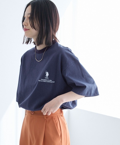 U.S. POLO ASSN.(ユーエスポロアッスン)の「U.S. POLO ASSN. /ユーエスポロアッスン 別注オーバーサイズ刺繍入りアソート半袖Tシャツ(Tシャツ/カットソー・レディース・ホワイト系1/ホワイト系2/ブラック系2/グレー系1/グレー系3/アイボリー系1/アイボリー系2/アイボリー系3/グリーン系3/ネイビー系1/ネイビー系2/ネイビー系3/ワイン系/ホワイト系3/ブラック系3/ホワイト系4/グレー系4/ネイビー系4・FREE)」の14枚目の写真