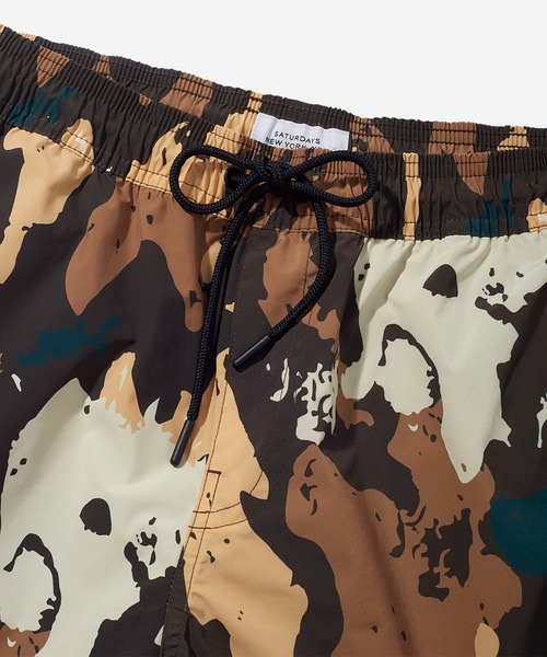 Saturdays NYC(サタデーズ ニューヨークシティ )の「Timothy Earth Camo Swimshort(その他パンツ・メンズ・その他・L/M/S/XL/X-SMALL)」の2枚目の写真
