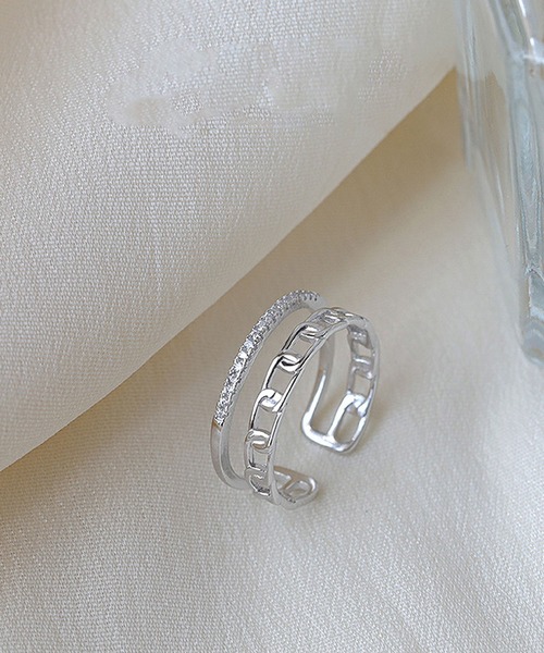 Ulysses(ユリシス)の「ダブルデザインリング・指輪(リング)」 WEAR